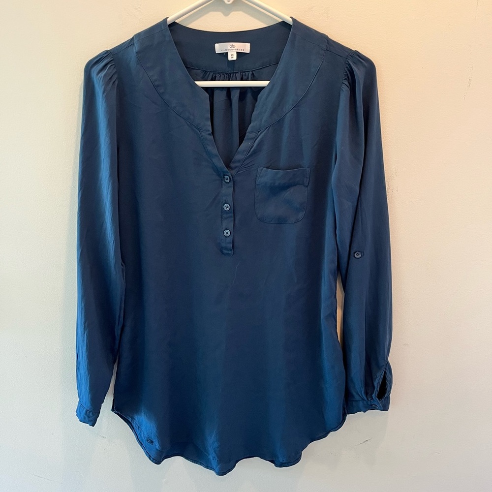 Lightweight blouse tunic